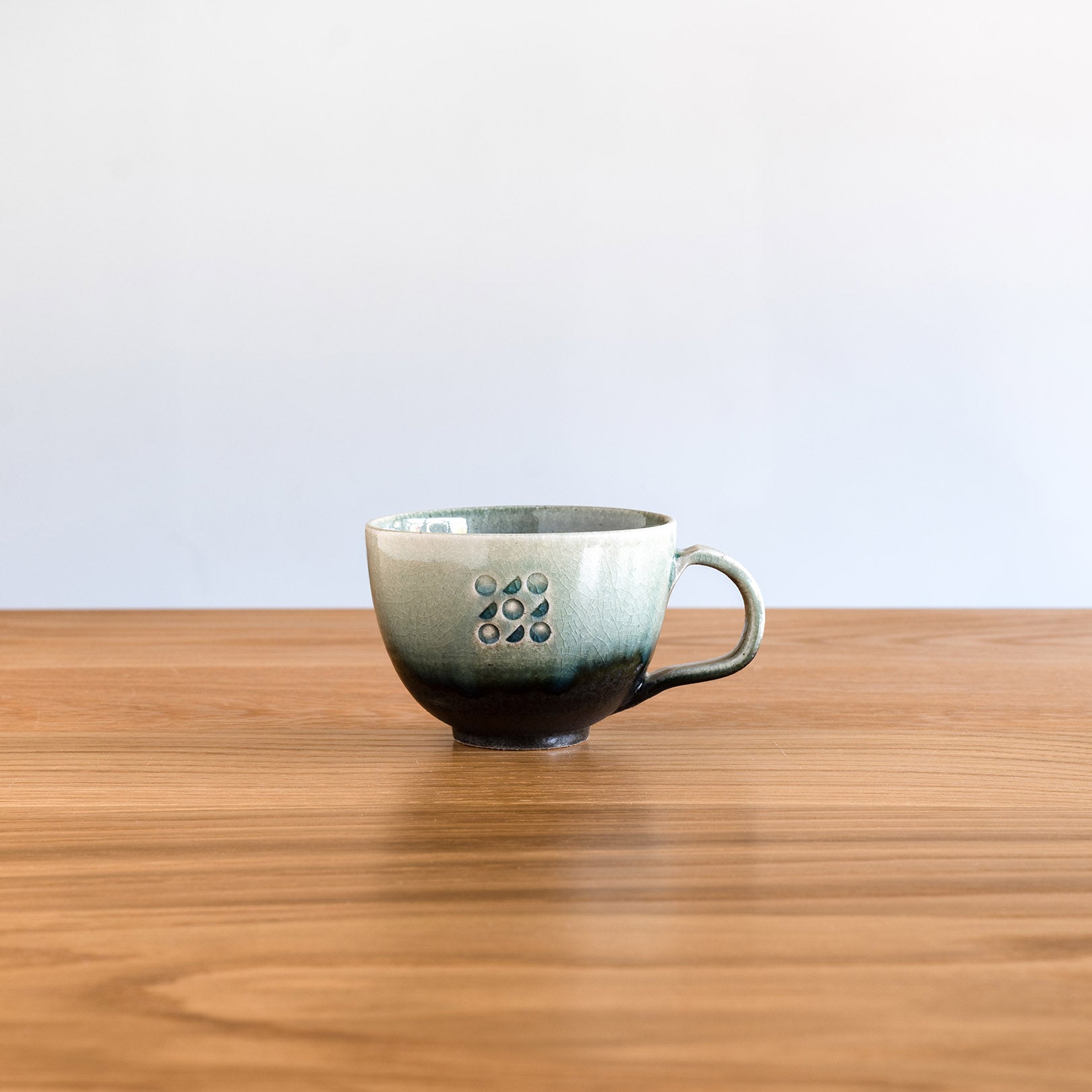 Handcrafted Shigaraki Mug inCeladon, , – Hitotsuki, made in Japan