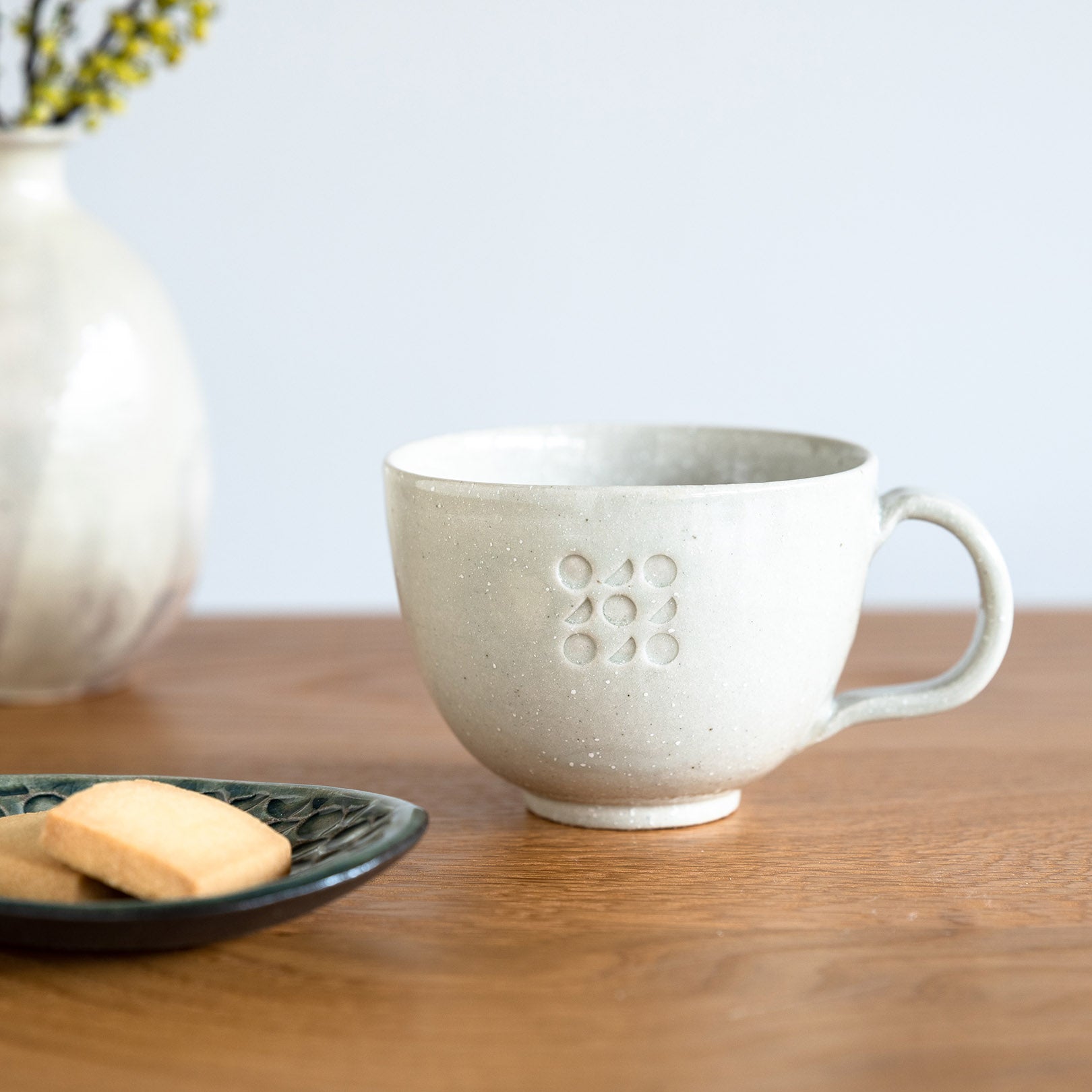 Handcrafted Shigaraki Mug inCeladon, , – Hitotsuki, made in Japan
