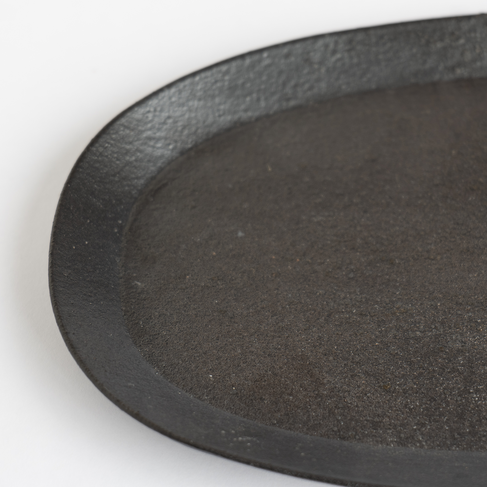 Handcrafted Shigaraki Oval Plate inReddish Black, , – TEIBAN WARE, made in Japan