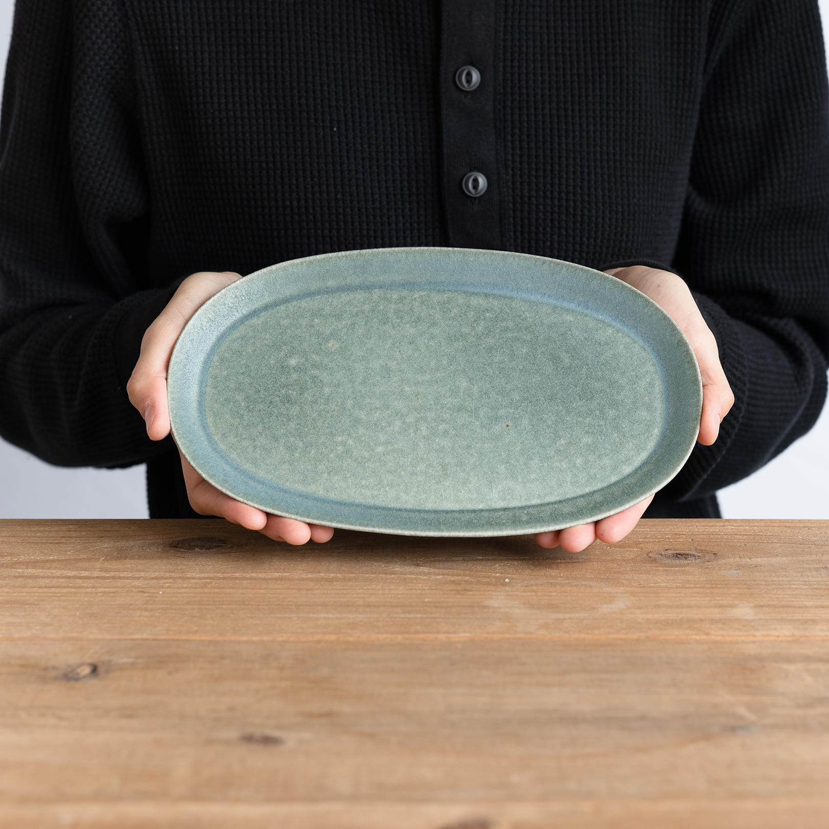 Handcrafted Shigaraki Oval Plate inReddish Black, , – TEIBAN WARE, made in Japan