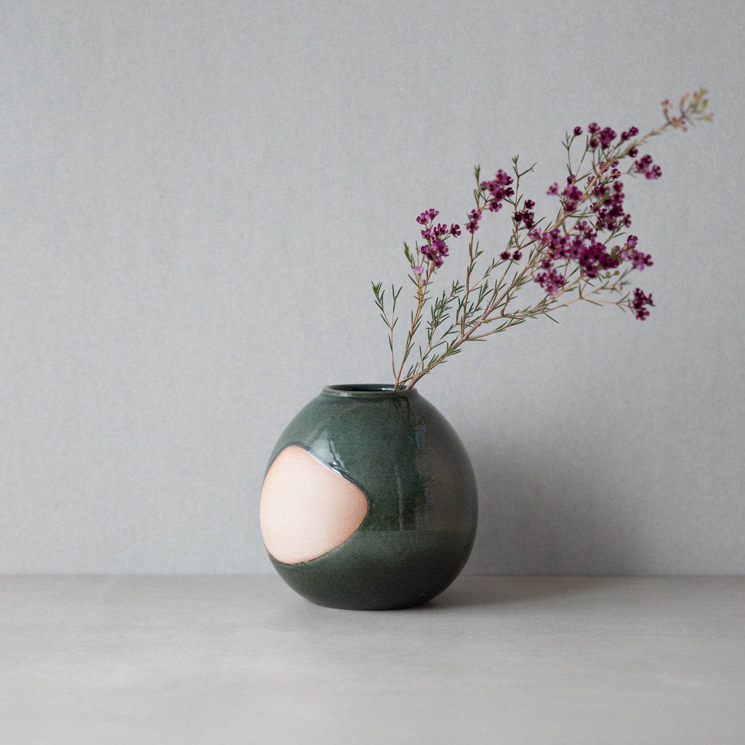 Handcrafted Shigaraki Round Vase inLeaf Green, , – ma, made in Japan