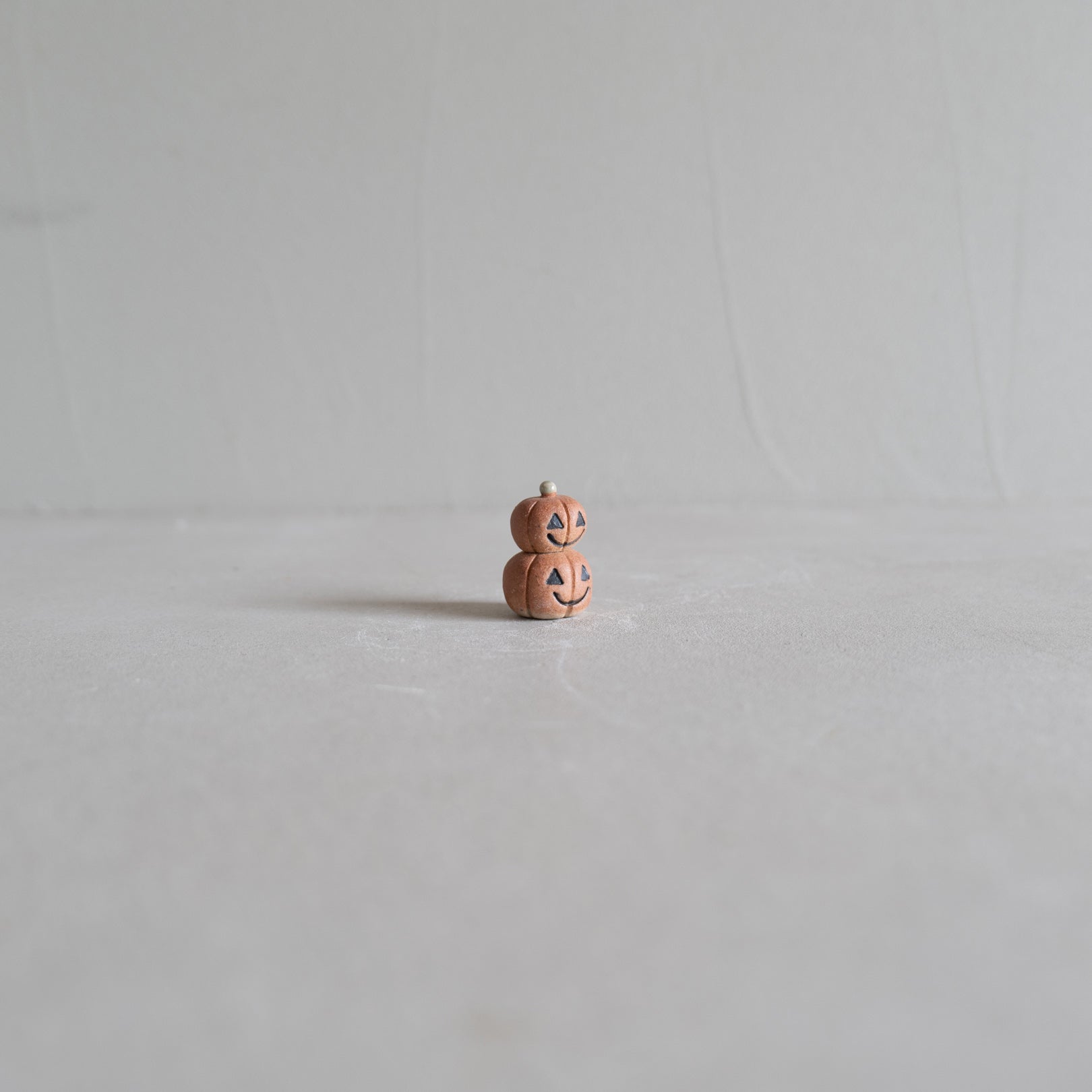 Handcrafted Shigaraki Small Dolls inGhost, , – Halloween, made in Japan