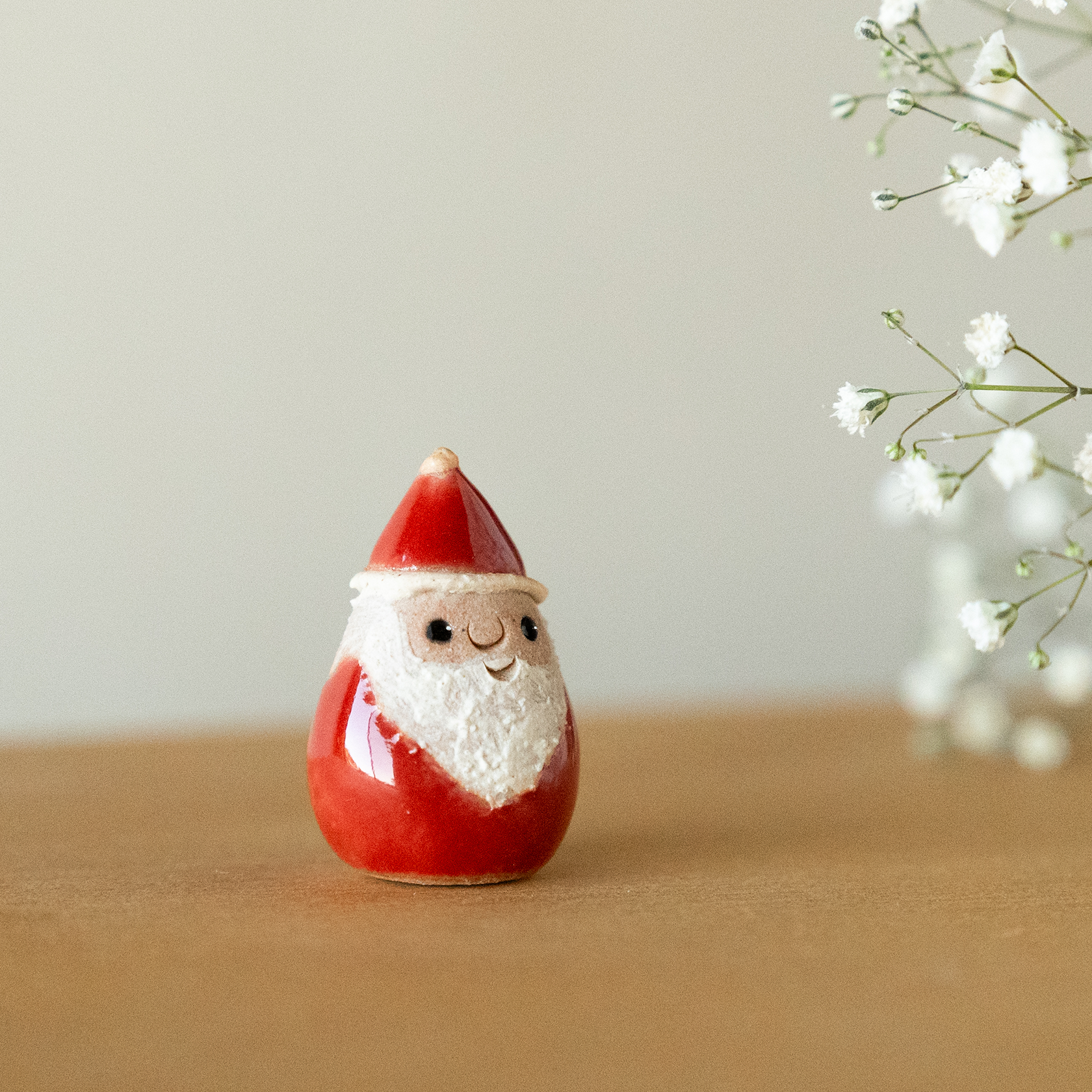 Handcrafted Shigaraki Small Festive Doll inSanta, , – Christmas, made in Japan