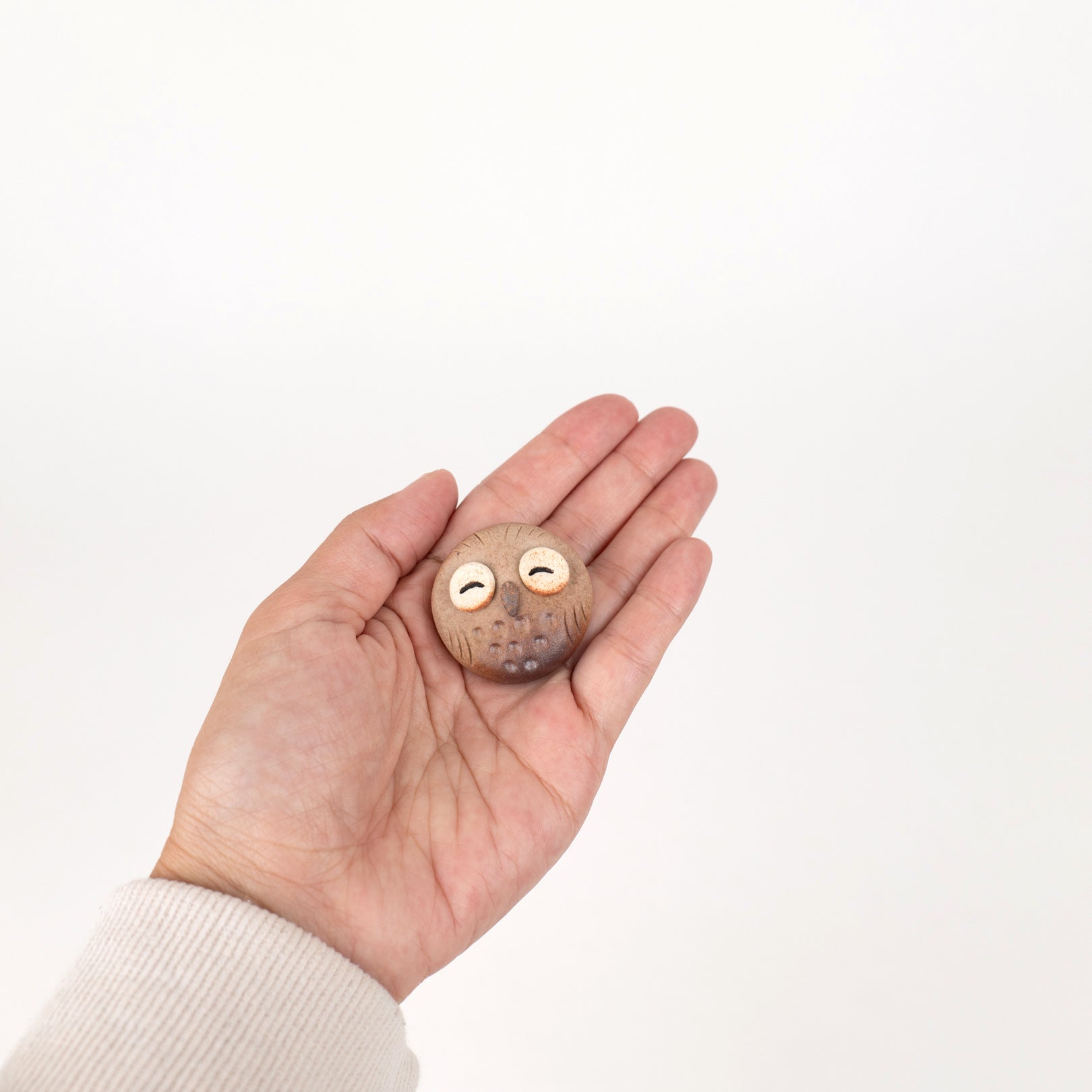 Handcrafted Shigaraki Small Owl Magnets inPerfectly Round Owl, , – hoccori, made in Japan