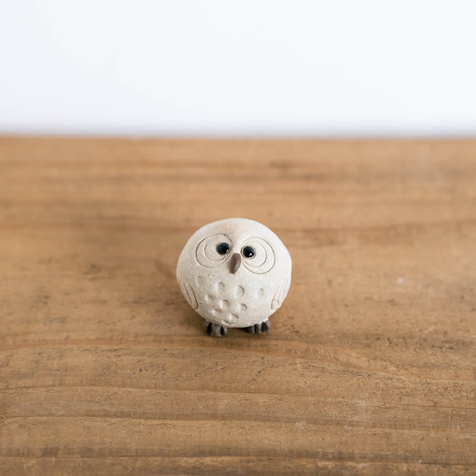 Handcrafted Shigaraki Small Owls L inPerfectly Round Owl, , – hoccori, made in Japan