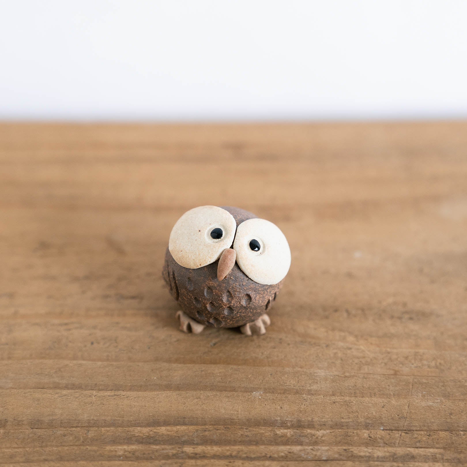 Handcrafted Shigaraki Small Owls L inPerfectly Round Owl, , – hoccori, made in Japan