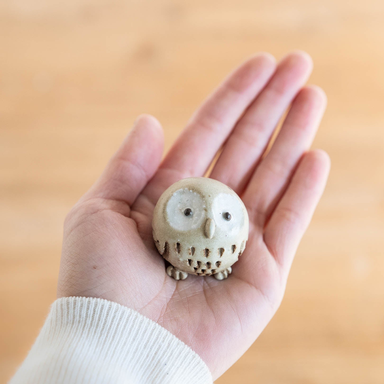 Handcrafted Shigaraki Small Owls L inPerfectly Round Owl, , – hoccori, made in Japan