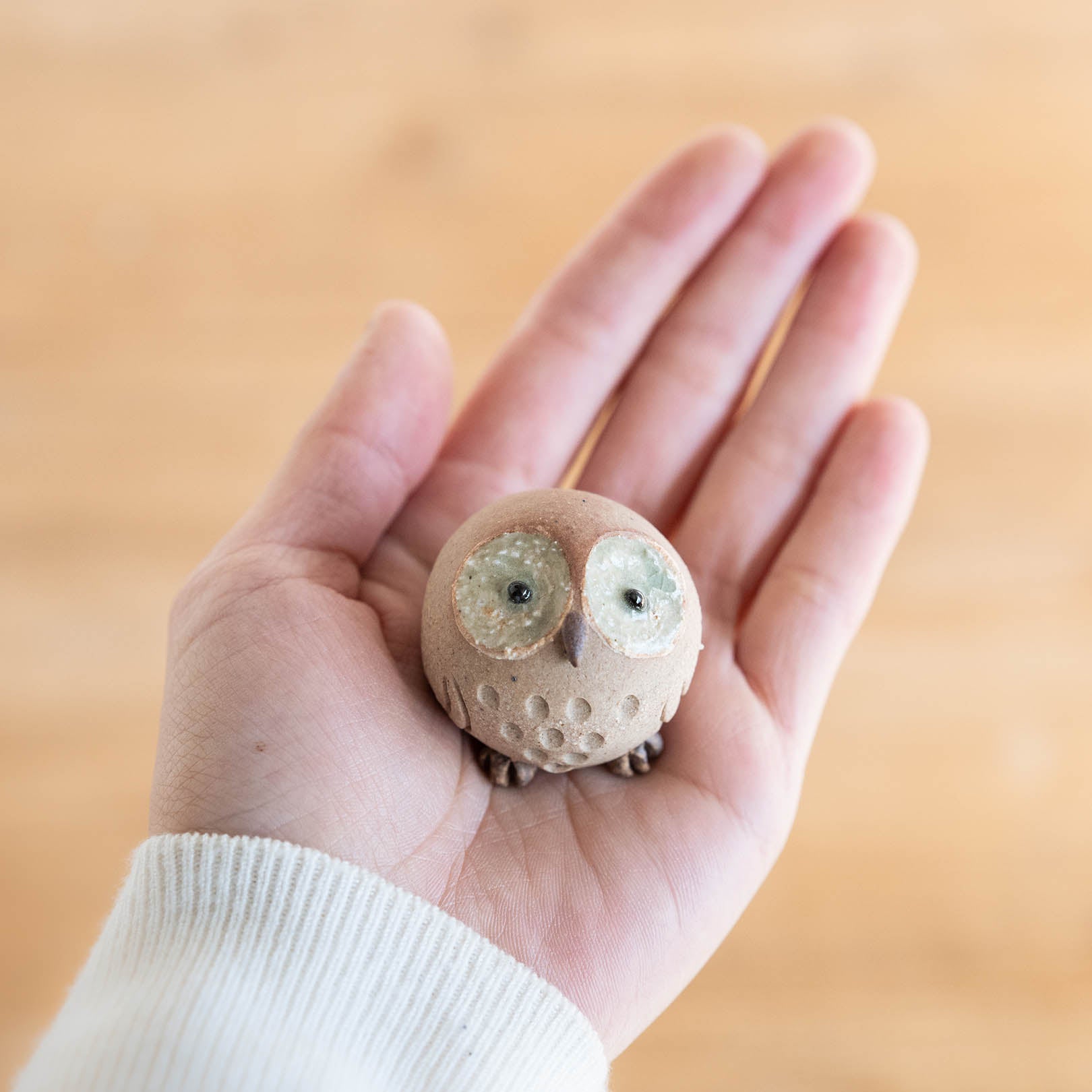 Handcrafted Shigaraki Small Owls L inPerfectly Round Owl, , – hoccori, made in Japan