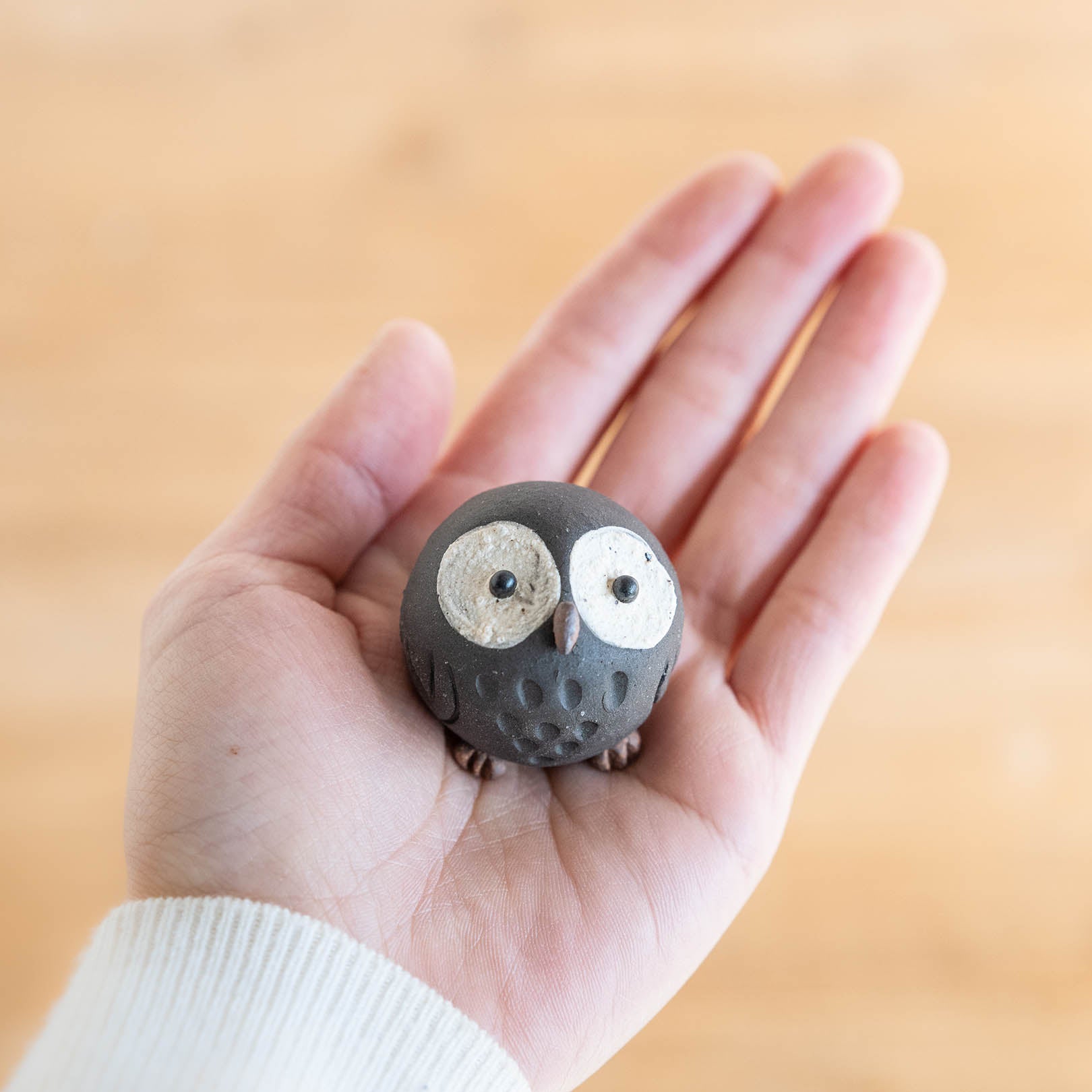 Handcrafted Shigaraki Small Owls L inPerfectly Round Owl, , – hoccori, made in Japan