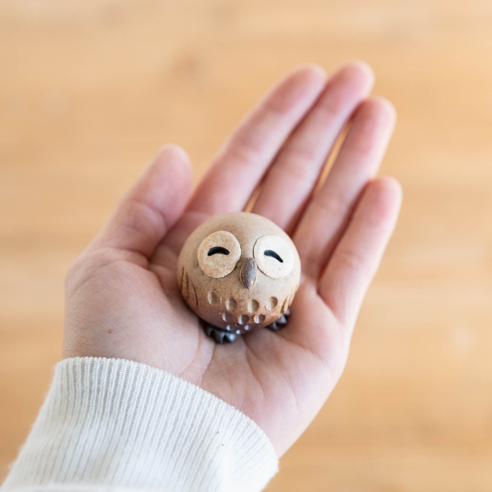 Handcrafted Shigaraki Small Owls L inPerfectly Round Owl, , – hoccori, made in Japan