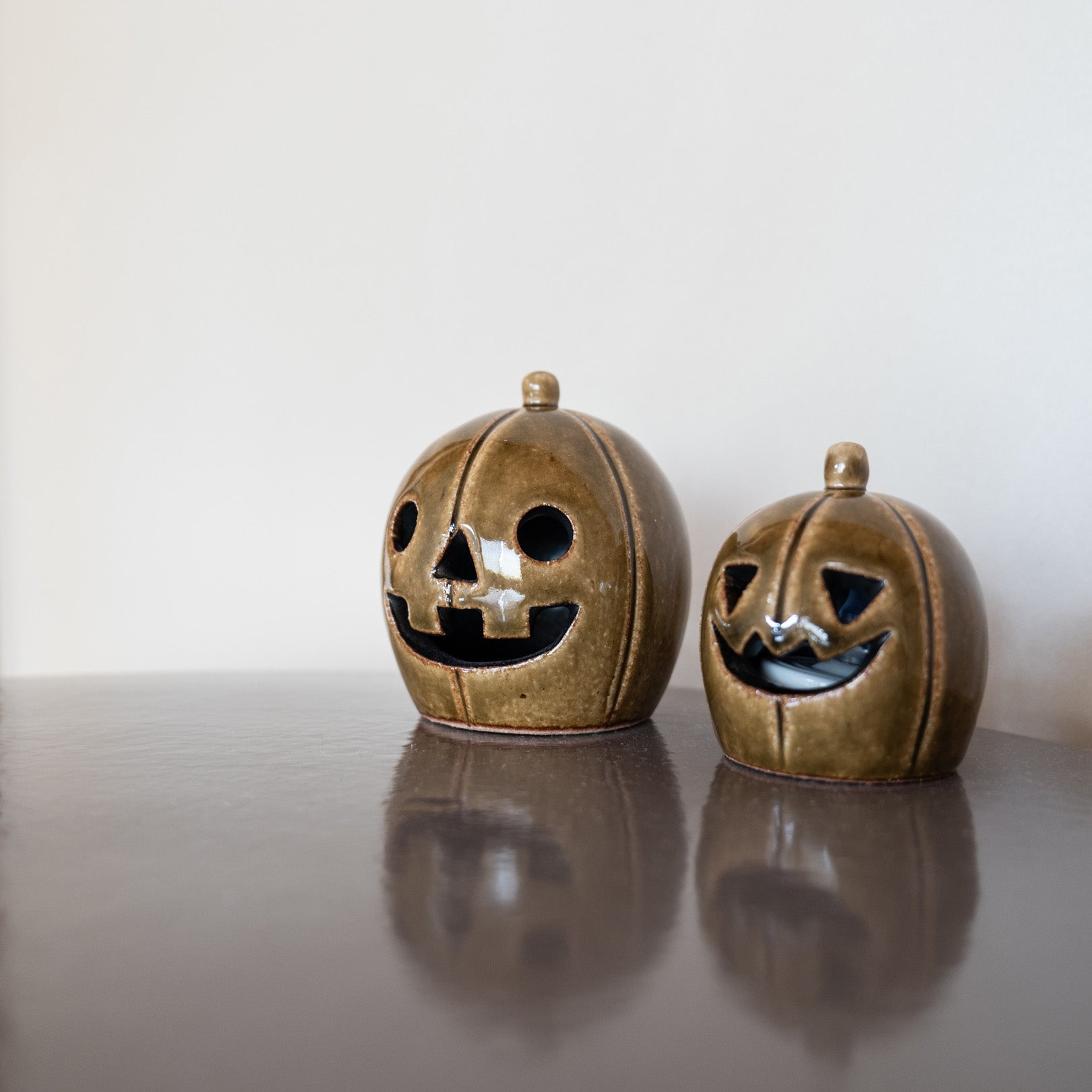 Handcrafted Shigaraki Small Pumpkin inGreen, , – Halloween, made in Japan