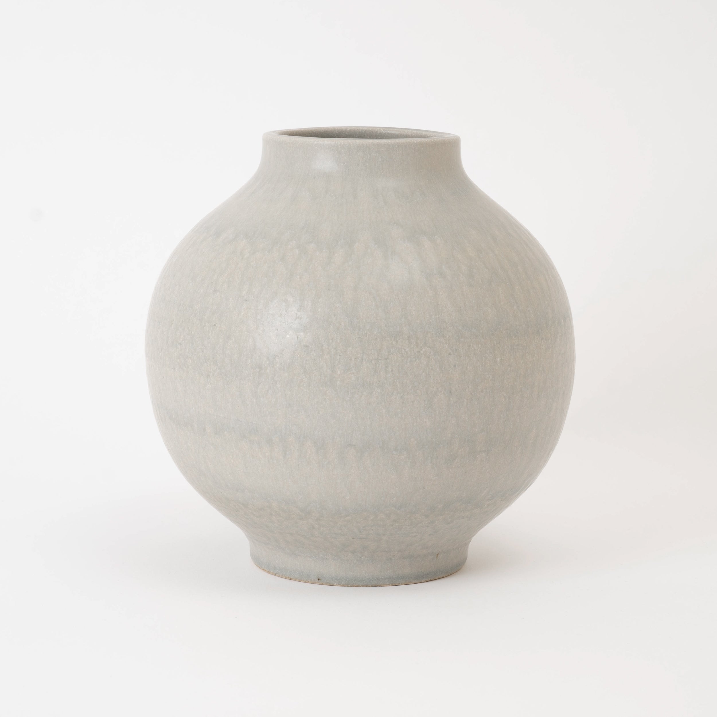 Handcrafted Shigaraki TONE VASE L inBlue White, , – HIJICA, made in Japan