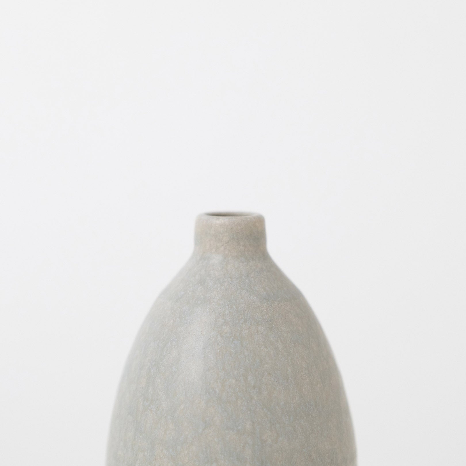 Handcrafted Shigaraki TONE VASE SS inBlue White, , – HIJICA, made in Japan